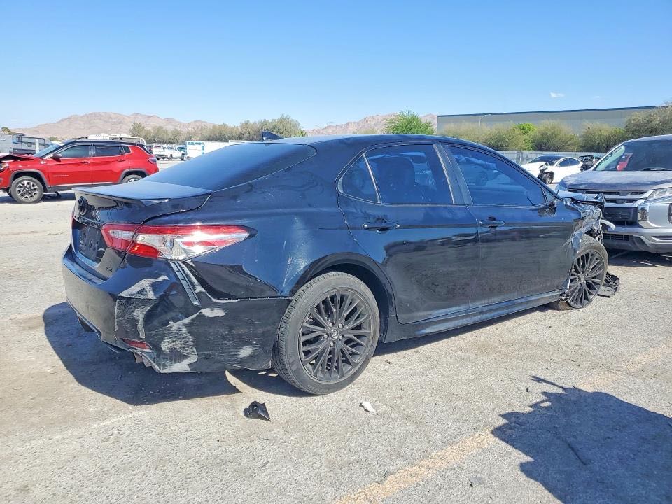 Car Image 2019 TOYOTA CAMRY