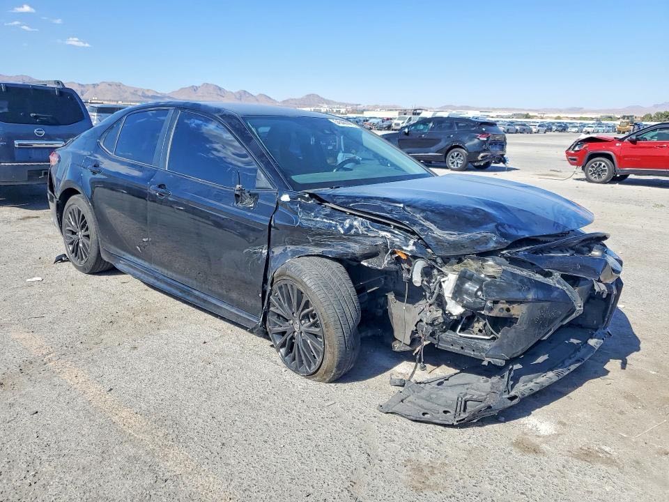 Car Image 2019 TOYOTA CAMRY