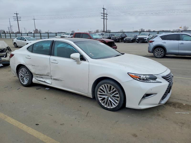 Car Image 2016 LEXUS ES