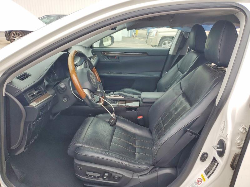 Car Image 2016 LEXUS ES