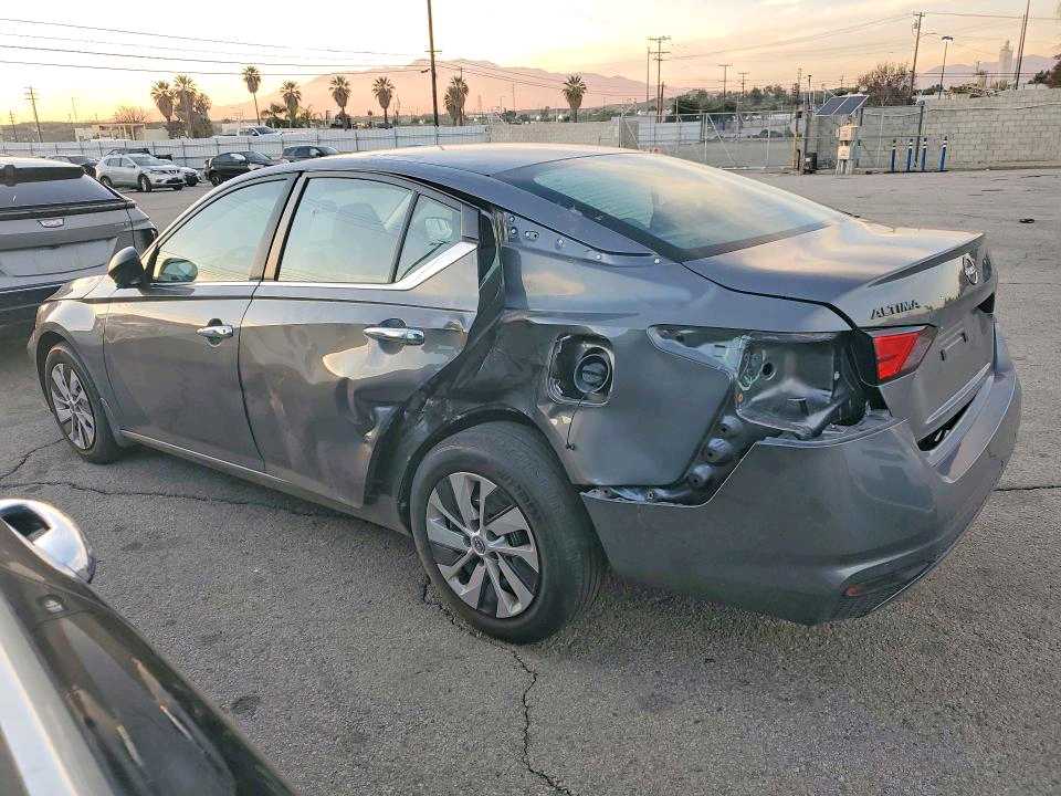 Car Image 2024 NISSAN ALTIMA