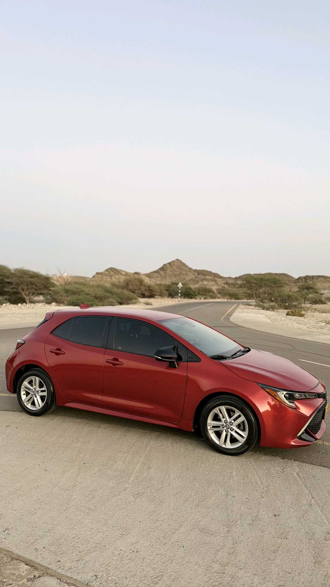 Car Image 2019 TOYOTA COROLLA SE
