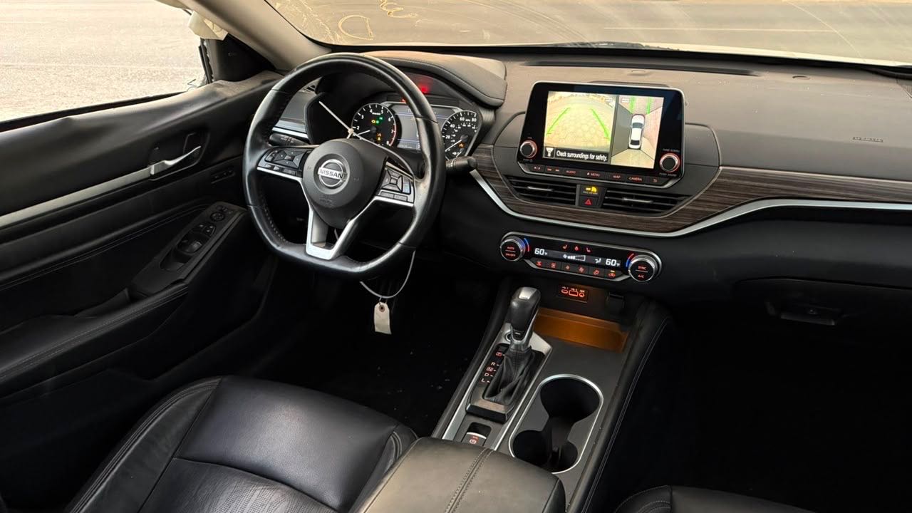 Car Image 2019 NISSAN ALTIMA