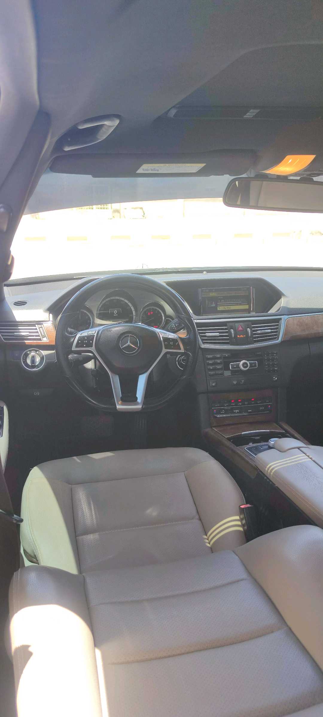 Car Image 2013 MERCEDES E Class 350