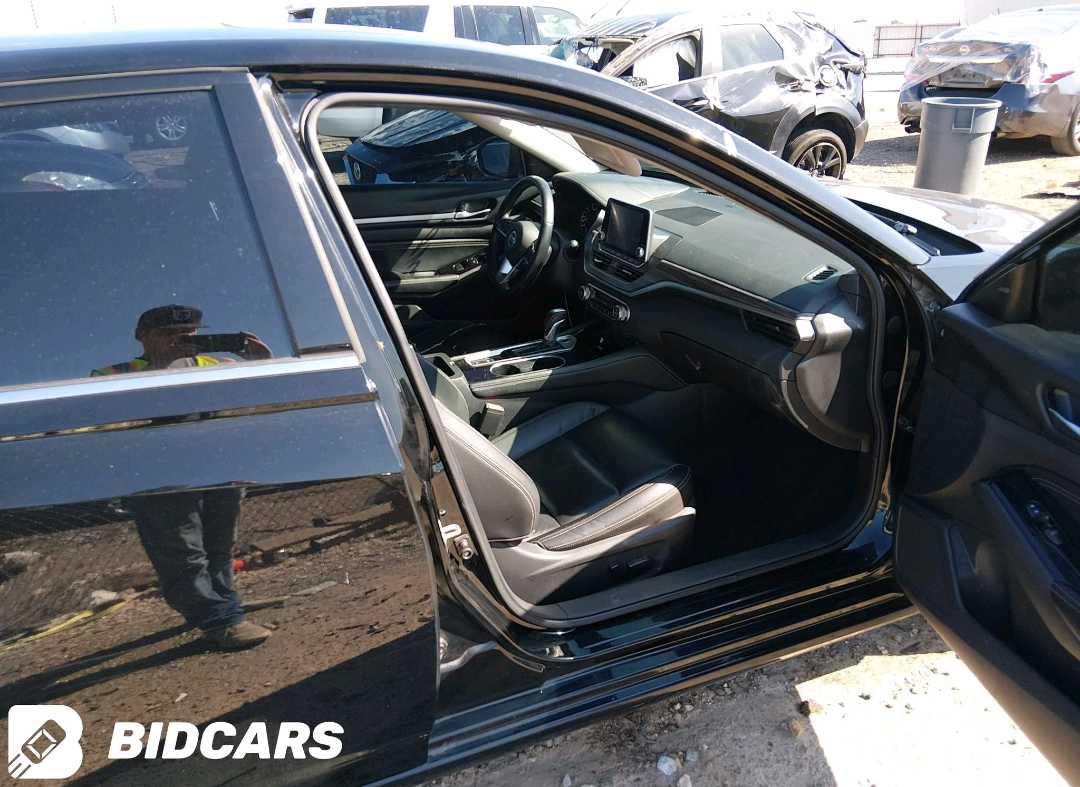 Car Image 2020 NISSAN ALTIMA