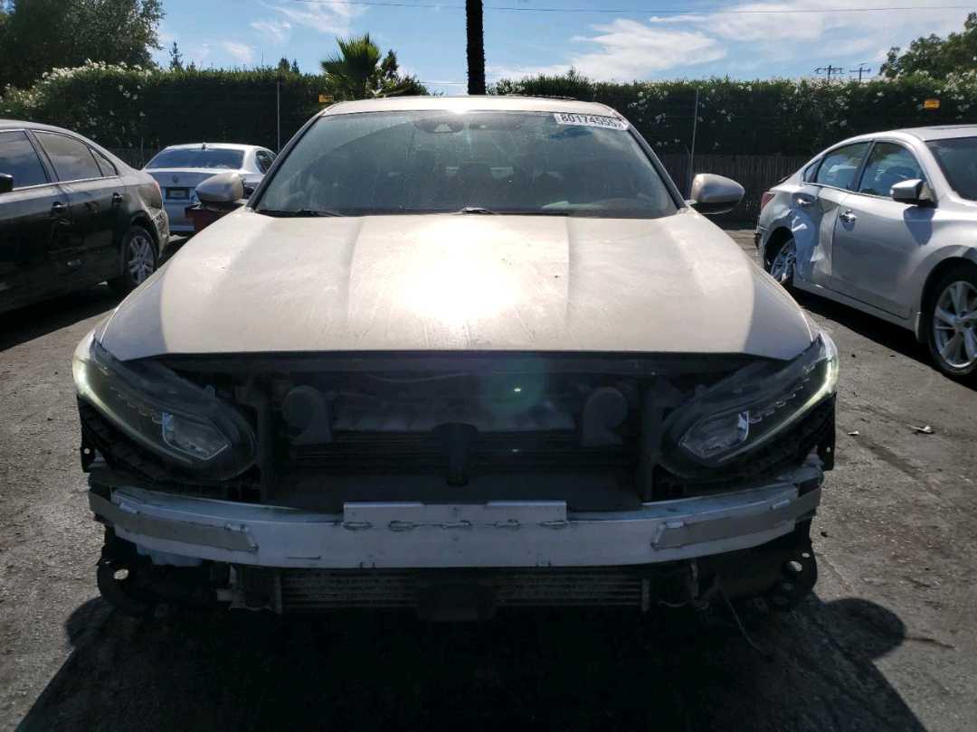 Car Image 2018 HONDA ACCORD