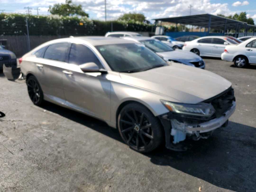 Car Image 2018 HONDA ACCORD