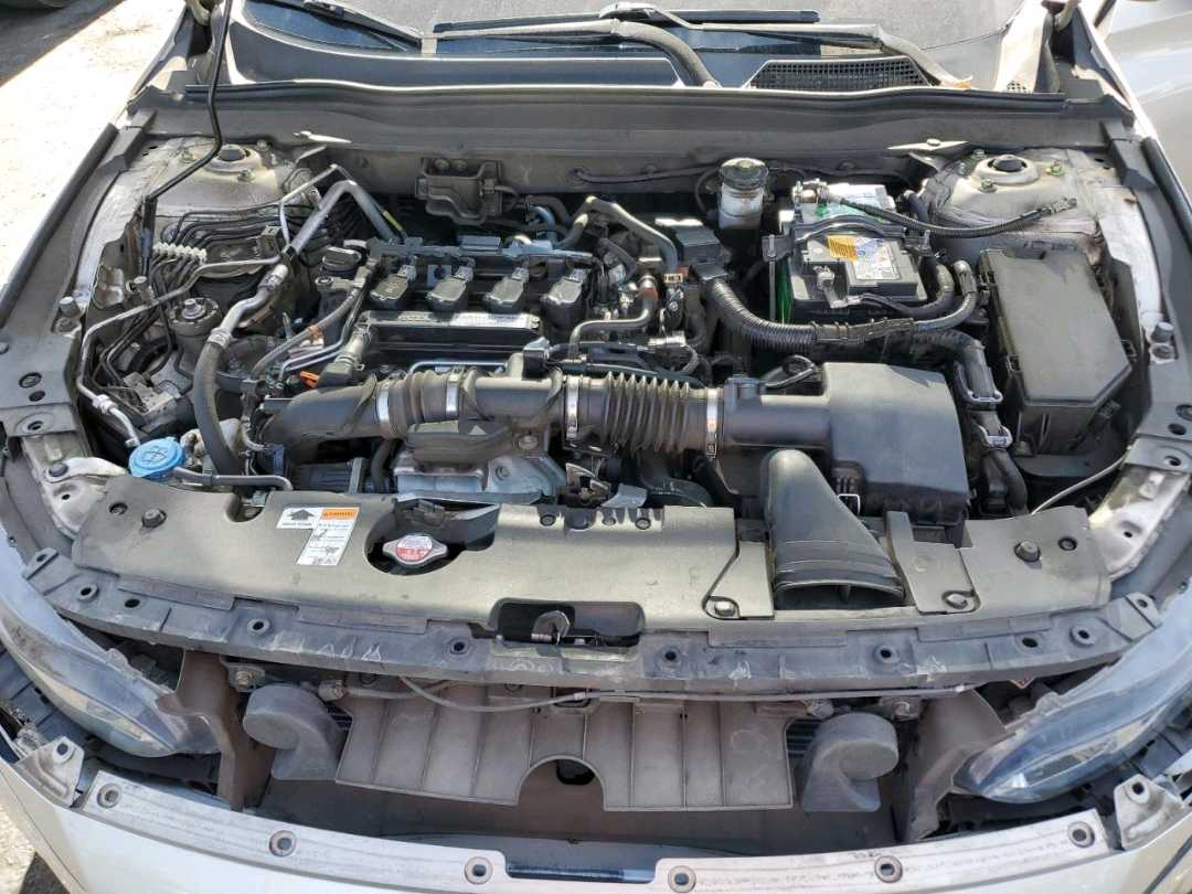 Car Image 2018 HONDA ACCORD