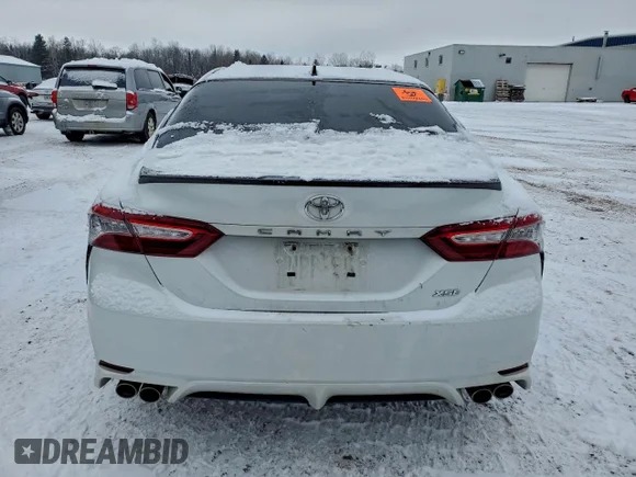 Car Image 2019 TOYOTA CAMRY