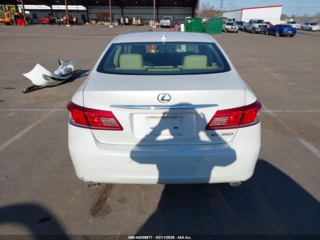 Car Image 2011 LEXUS ES