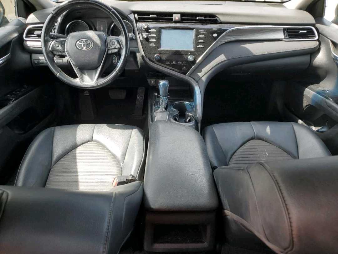 Car Image 2018 TOYOTA CAMRY