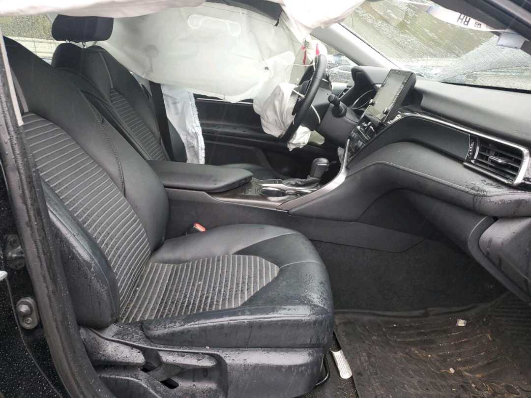 Car Image 2023 TOYOTA CAMRY