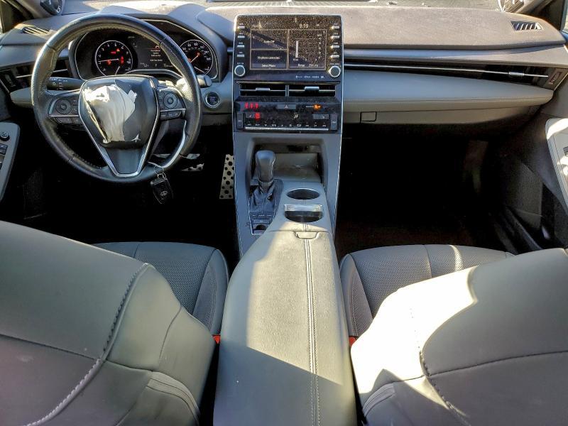 Car Image 2019 TOYOTA AVALON