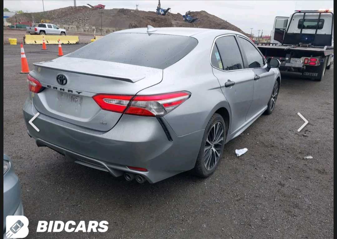 Car Image 2019 TOYOTA CAMRY