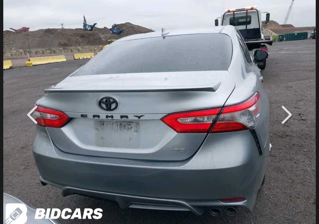 Car Image 2019 TOYOTA CAMRY