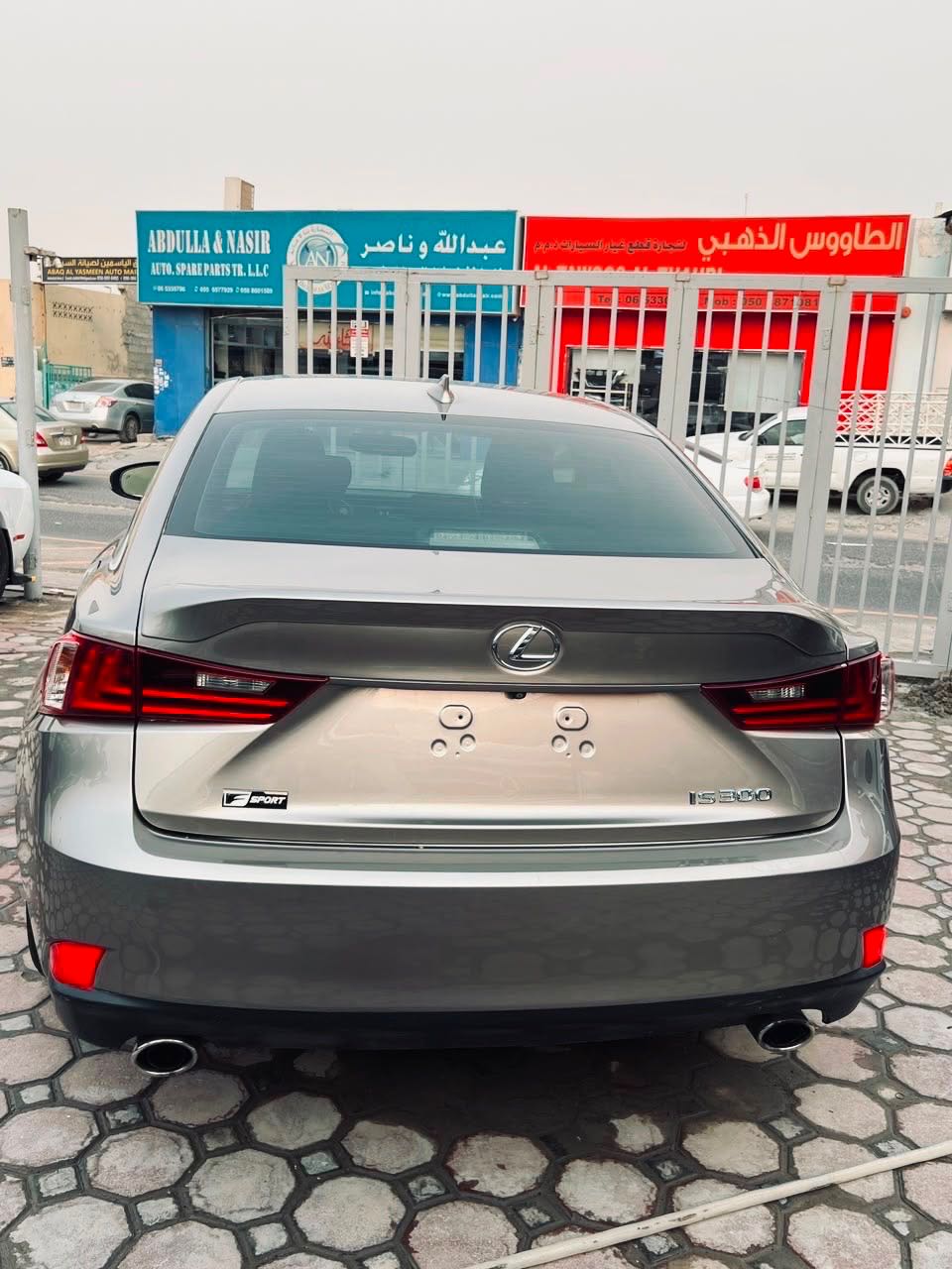 Car Image 2016 LEXUS IS