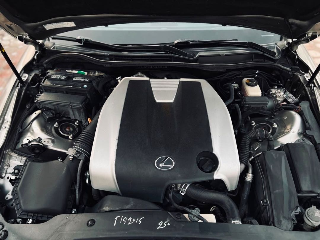 Car Image 2016 LEXUS IS