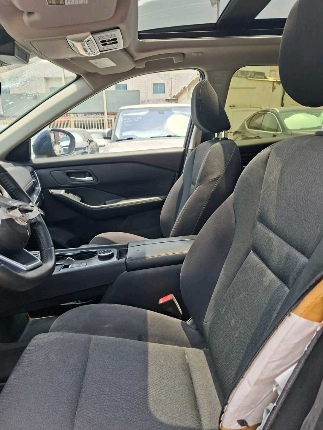 Car Image 2024 NISSAN ROGUE