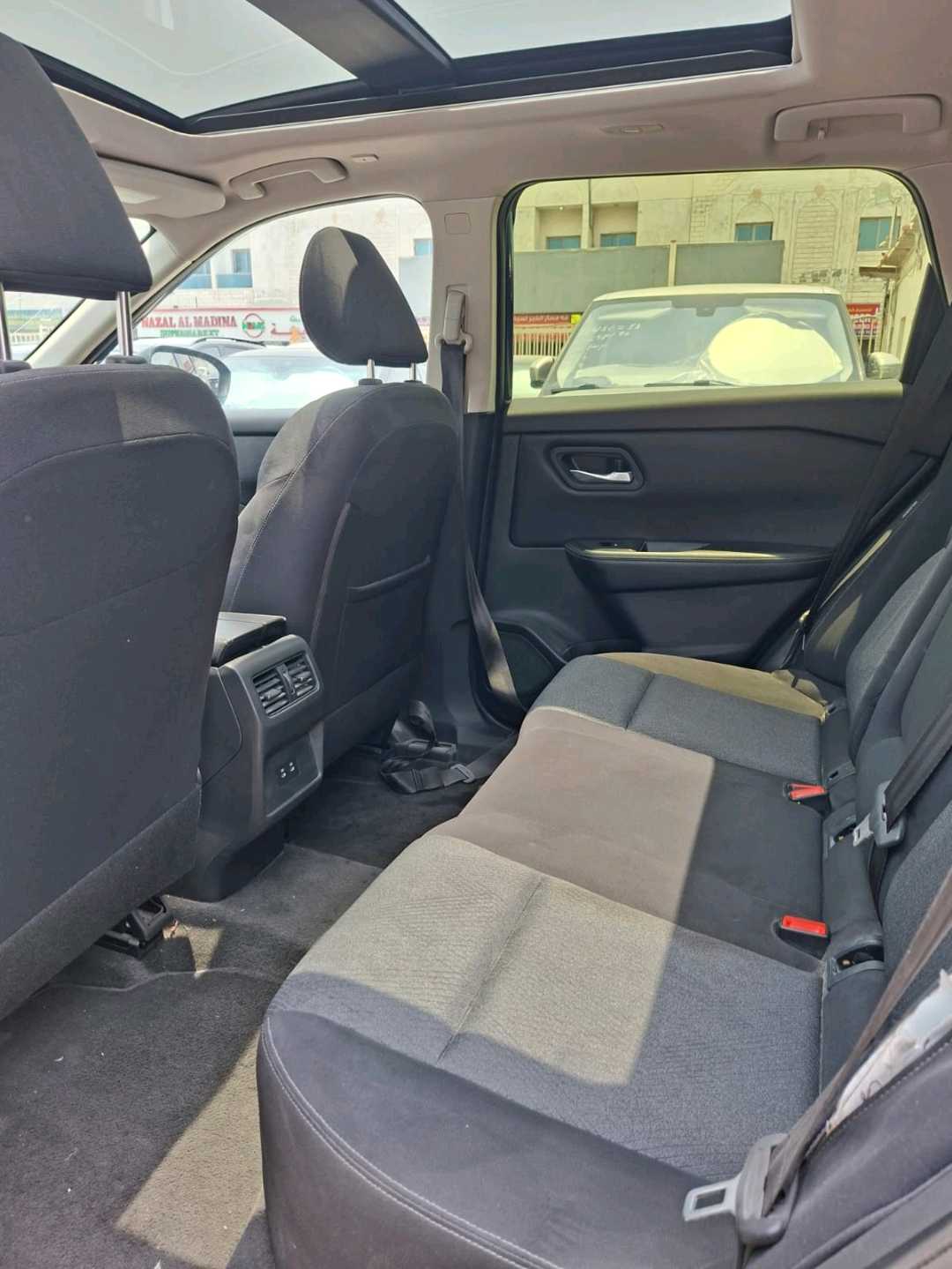 Car Image 2024 NISSAN ROGUE