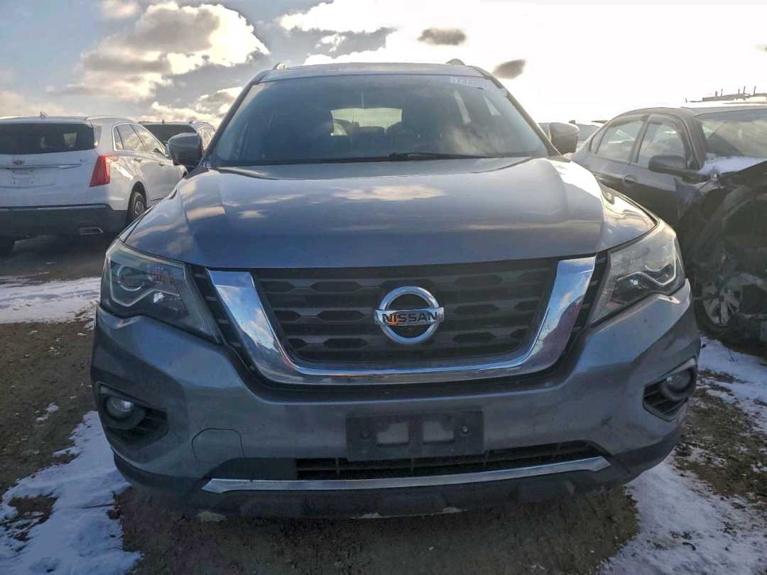 Car Image 2017 NISSAN PATHFINDER