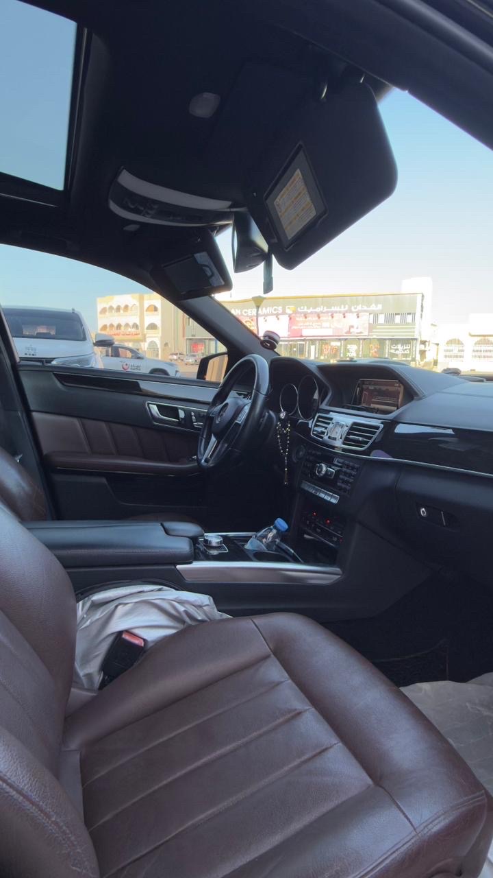Car Image 2014 MERCEDES E Class 300
