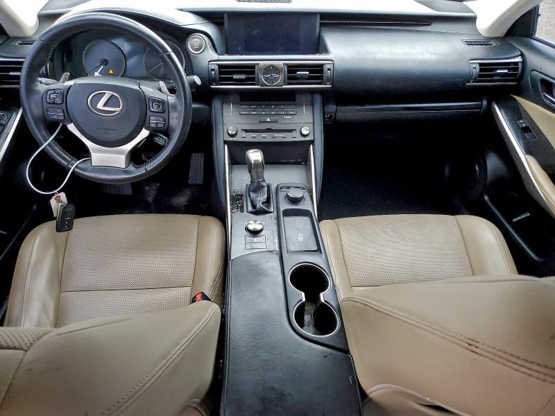 Car Image 2019 LEXUS IS