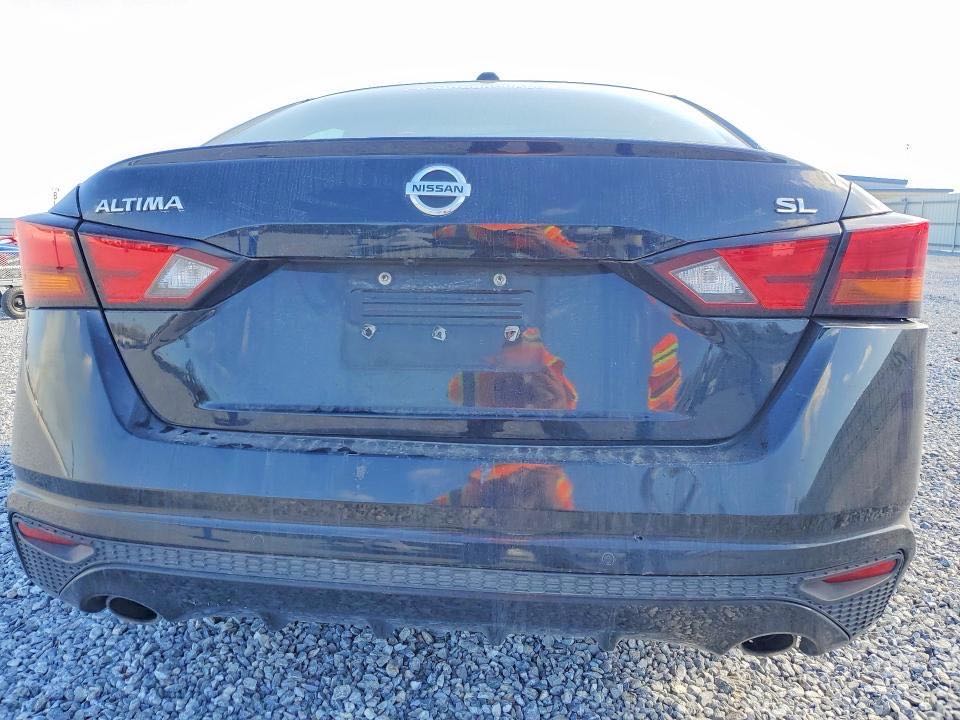 Car Image 2019 NISSAN ALTIMA
