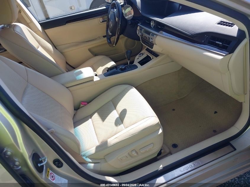 Car Image 2013 LEXUS ES