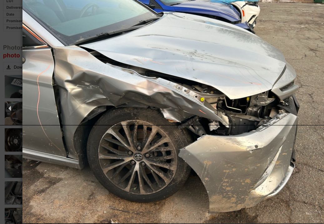 Car Image 2018 TOYOTA CAMRY