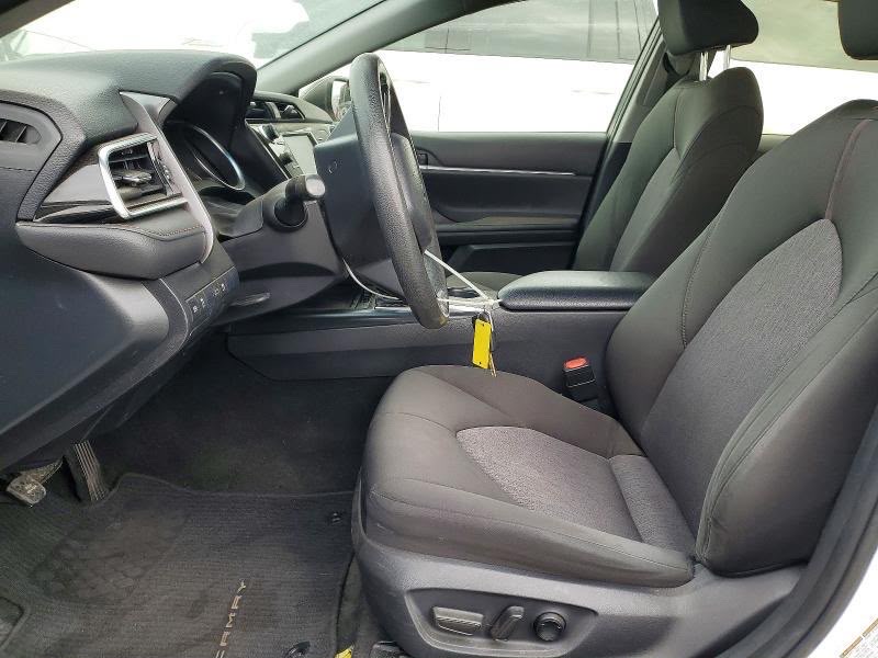 Car Image 2018 TOYOTA CAMRY