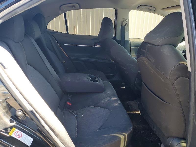 Car Image 2018 TOYOTA CAMRY