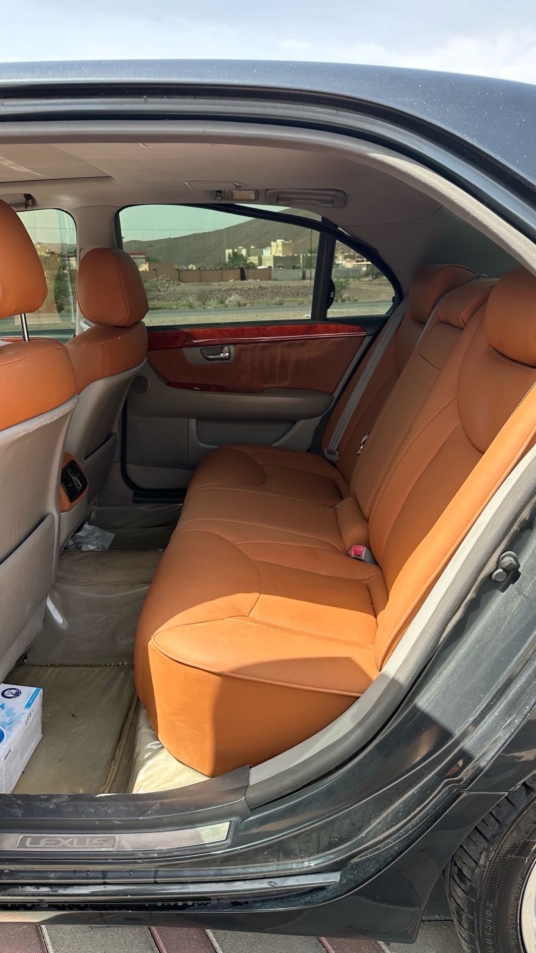 Car Image 2005 LEXUS LS 430