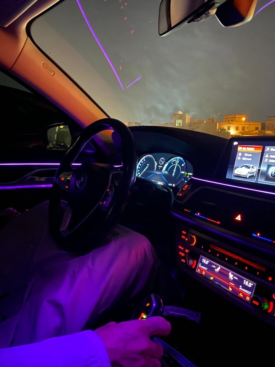 Car Image 2018 BMW 7 SERIES 740