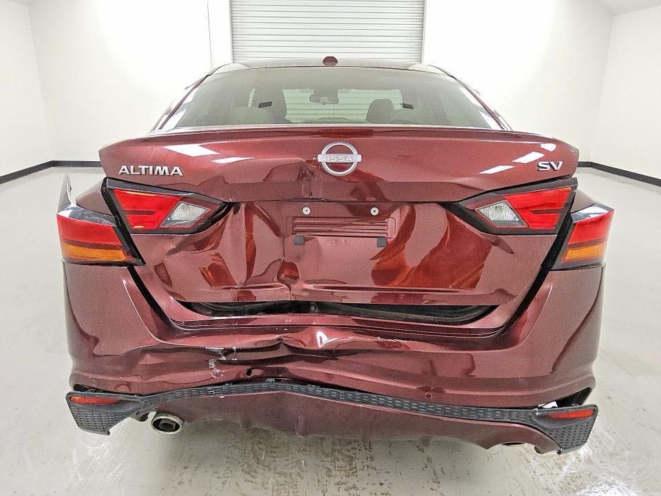 Car Image 2023 NISSAN ALTIMA