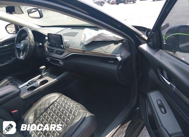 Car Image 2019 NISSAN ALTIMA