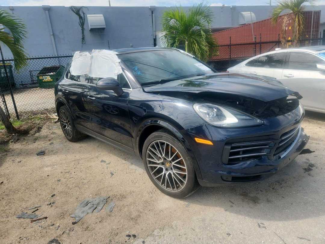 Car Image 2021 PORSCHE CAYENNE