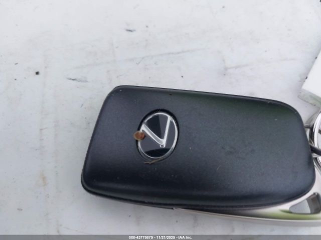 Car Image 2018 LEXUS ES