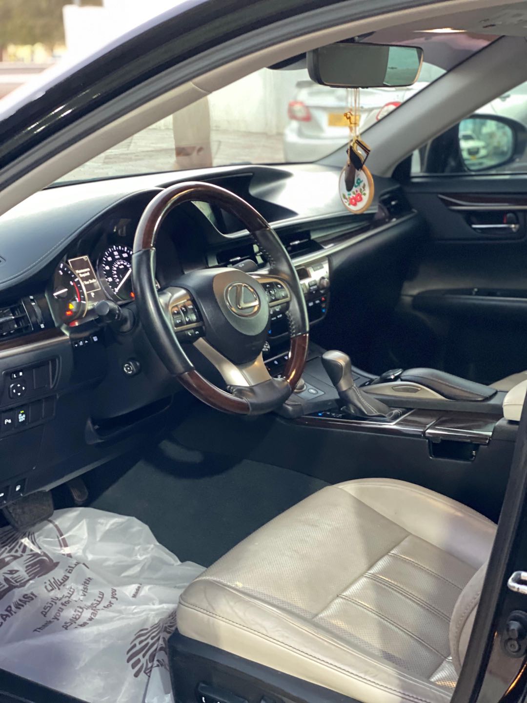 Car Image 2017 LEXUS ES 350