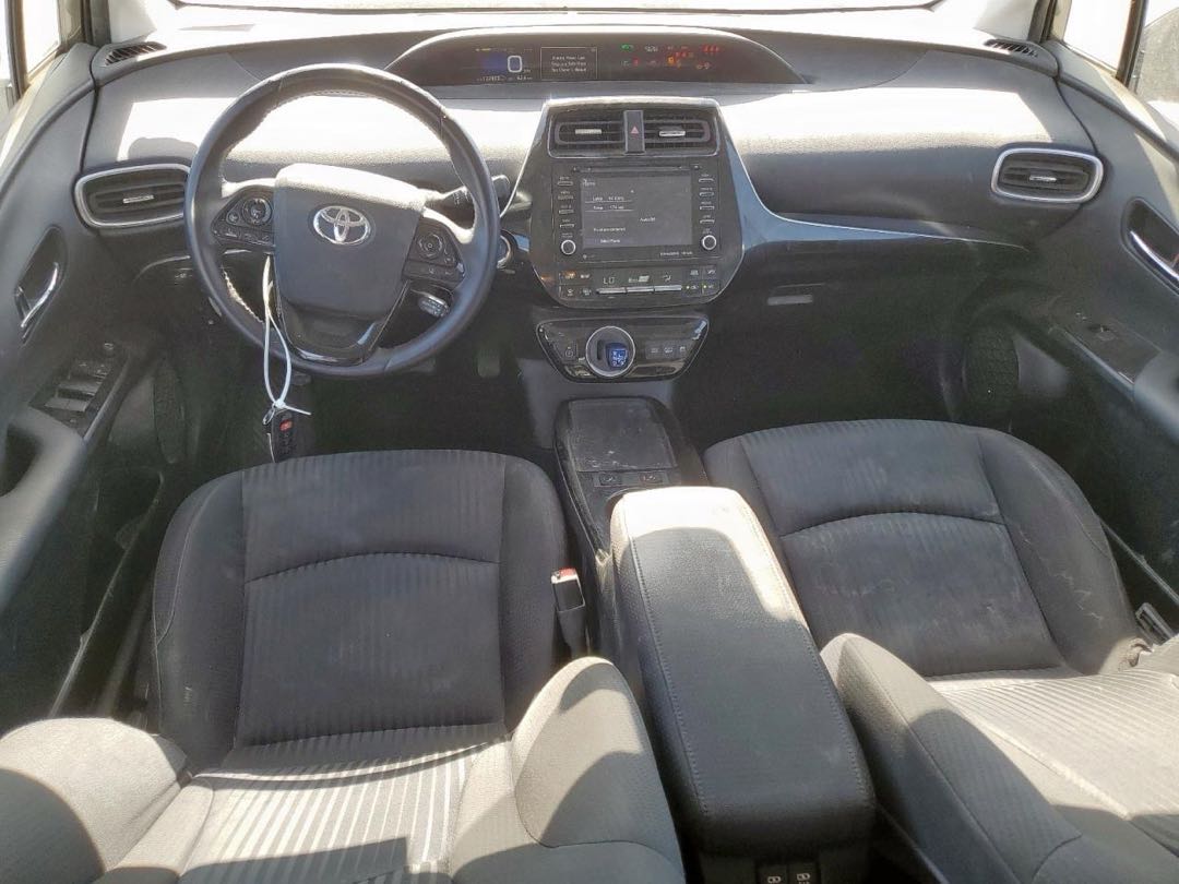 Car Image 2020 TOYOTA PRIUS