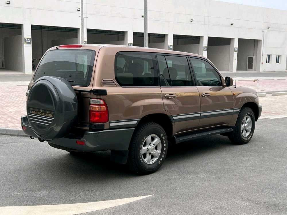 Car Image 1998 TOYOTA LAND CRUISER Nismo