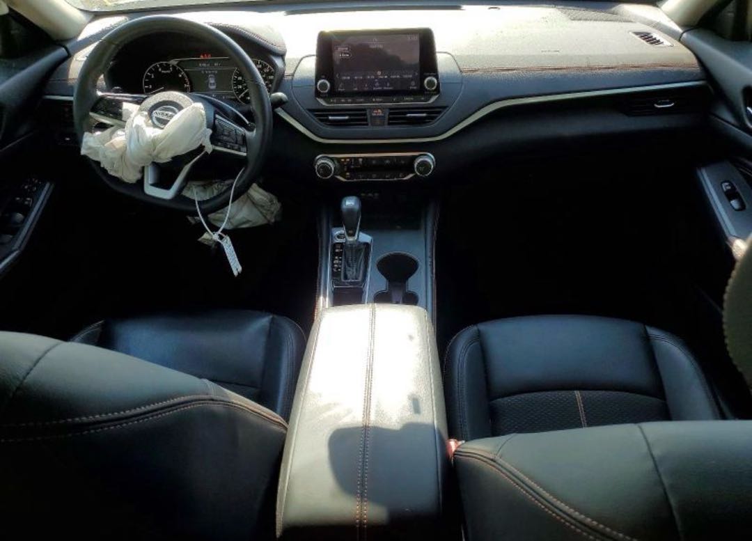 Car Image 2021 NISSAN ALTIMA