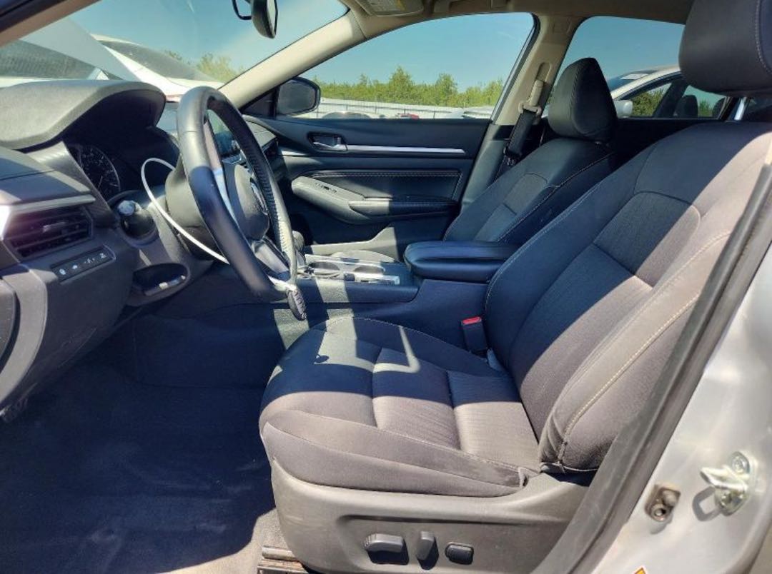 Car Image 2019 NISSAN ALTIMA