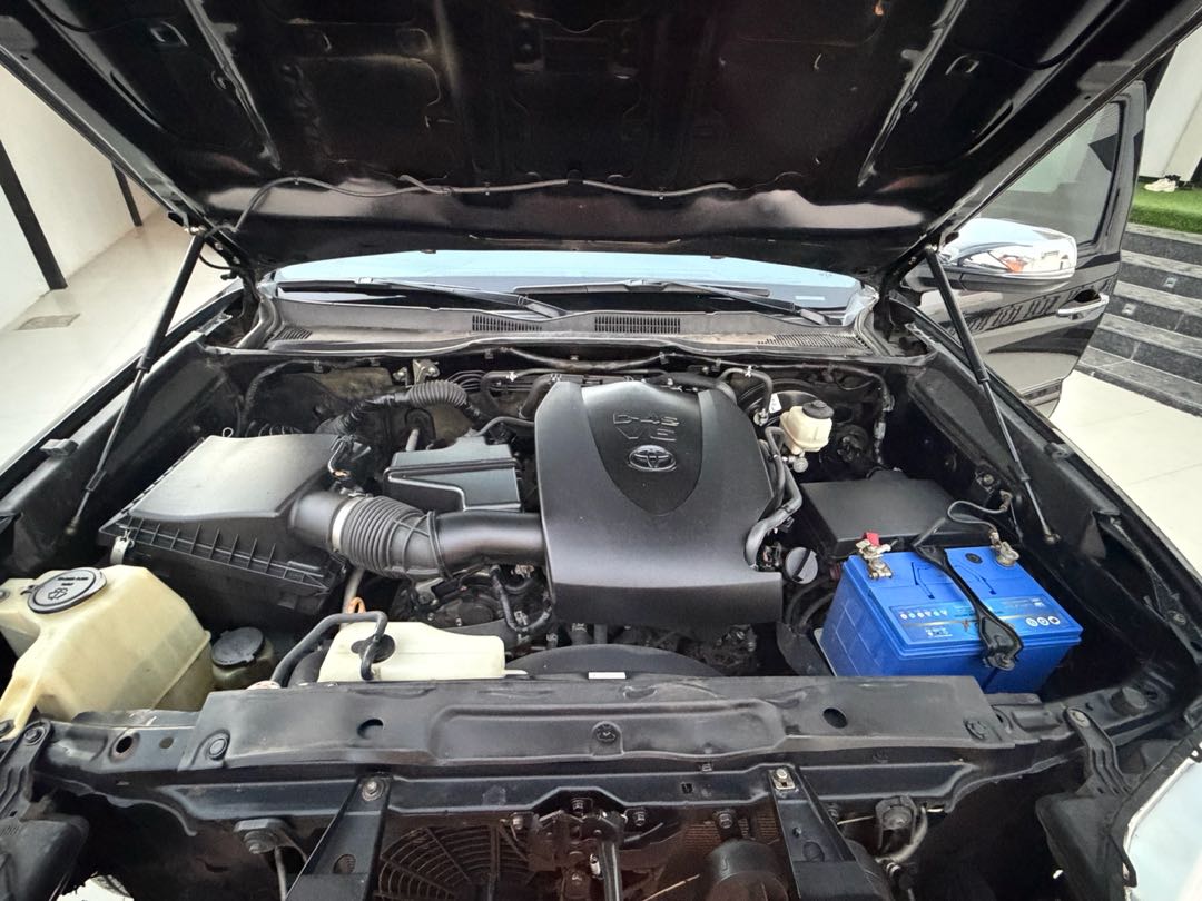 Car Image 2019 TOYOTA TACOMA PRERUNNER