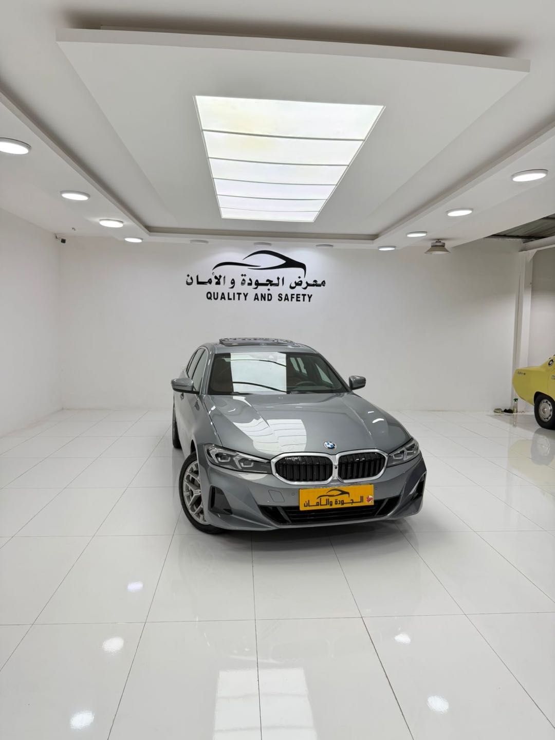 Car Image 2022 BMW 3 SERIES 330