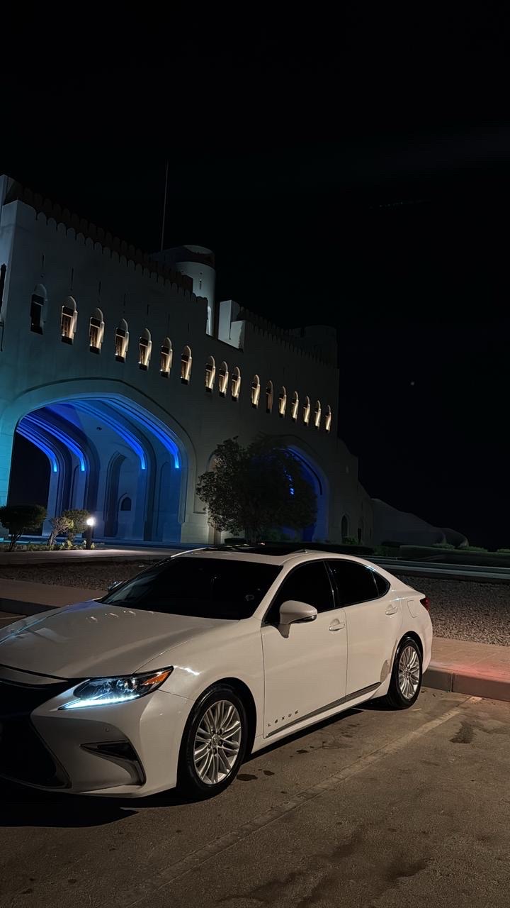 Car Image 2017 LEXUS ES 350