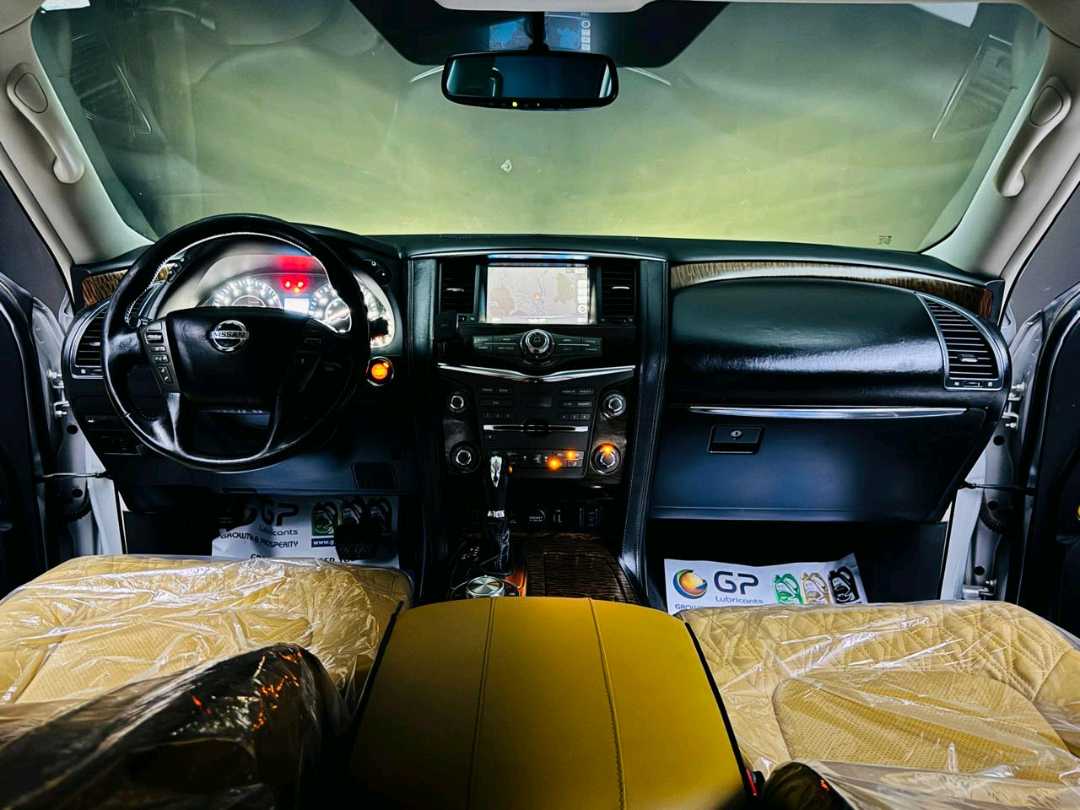 Car Image 2020 NISSAN ARMADA