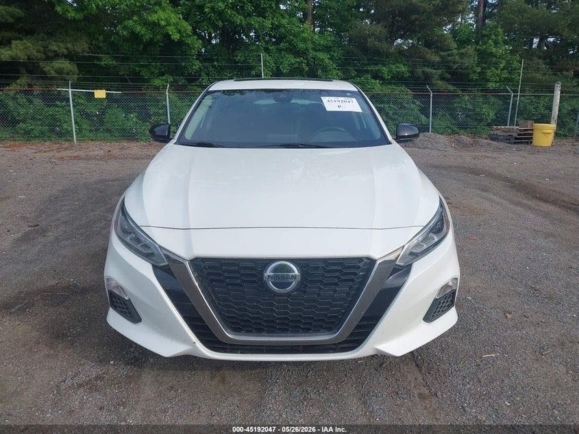 Car Image 2021 NISSAN ALTIMA