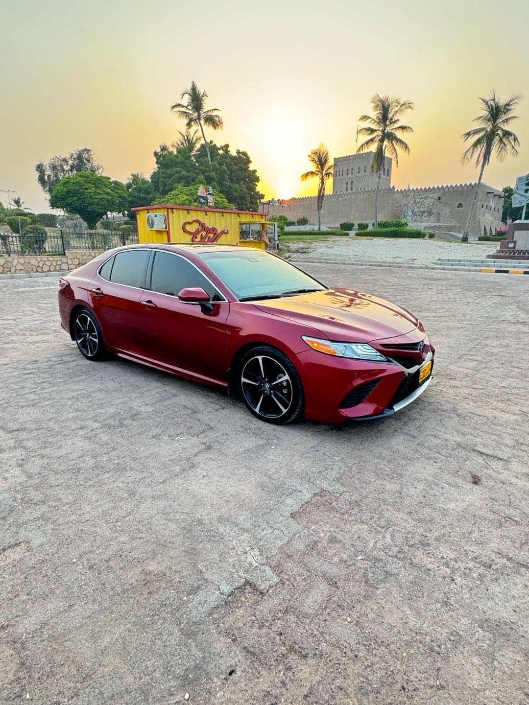 Car Image 2018 TOYOTA CAMRY XSE