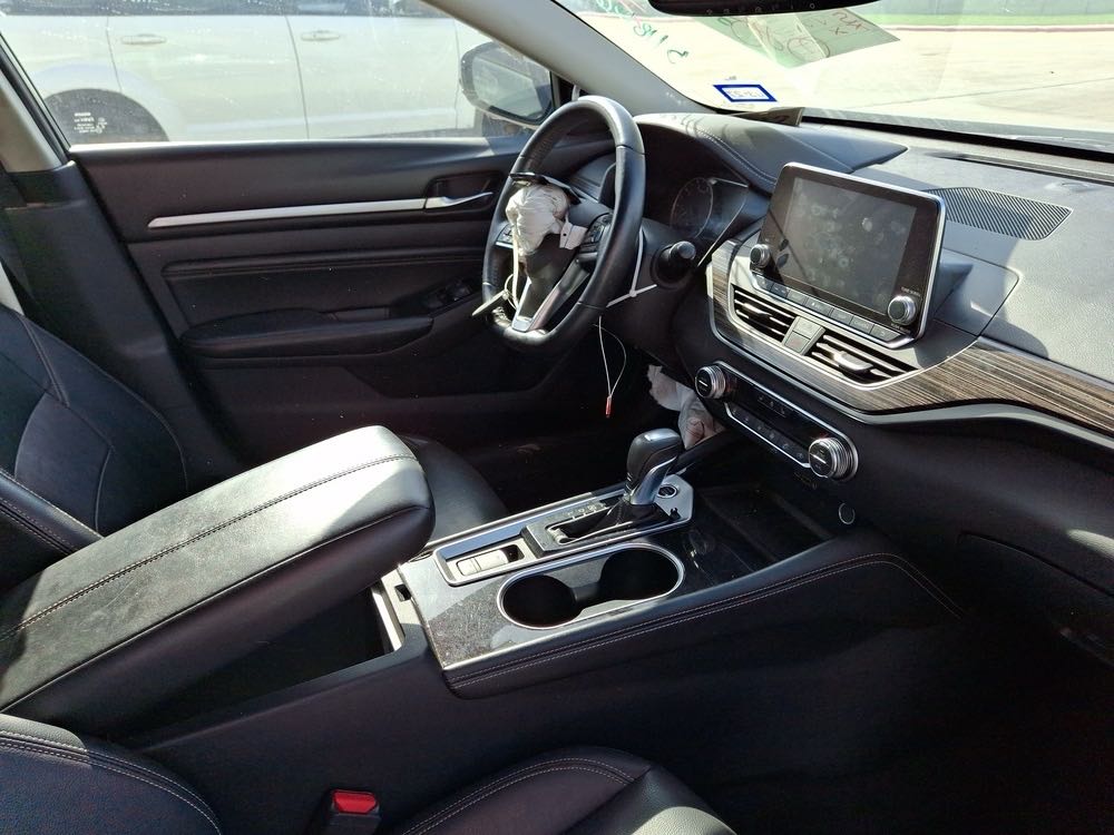 Car Image 2020 NISSAN ALTIMA