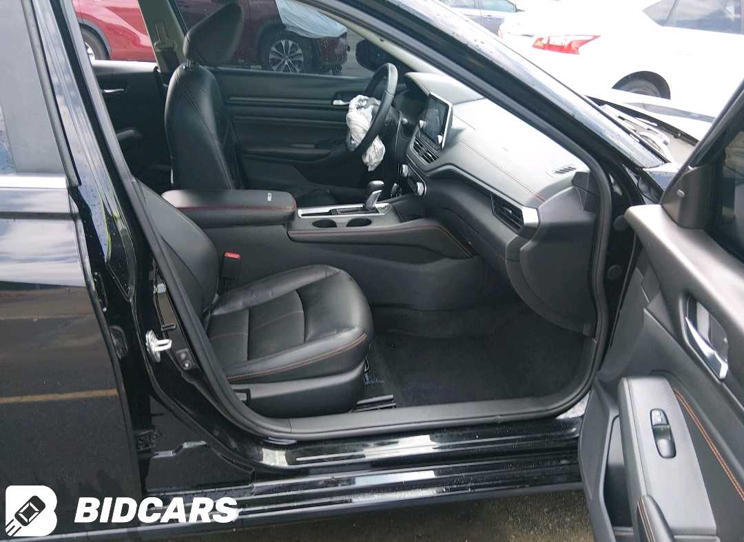 Car Image 2019 NISSAN ALTIMA